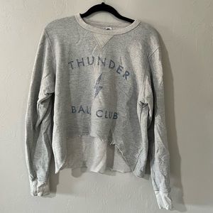 Thunder Basketball cropped sweatshirt - sz L